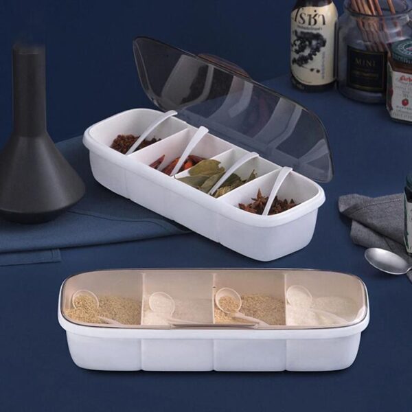 Camellia Three-Compartment Convenient Seasoning Box (Random Colour)
