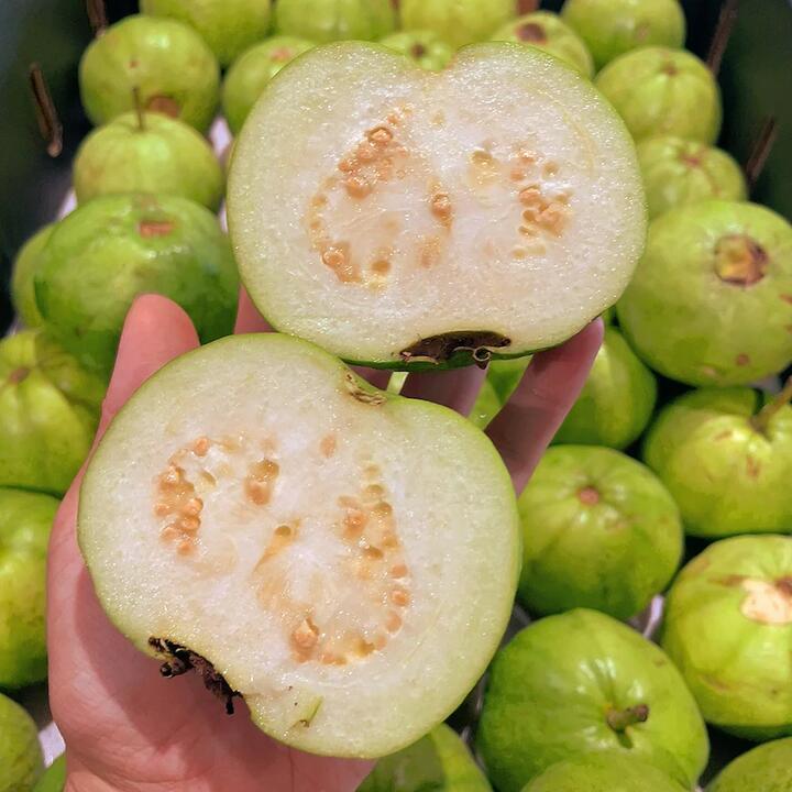 White Heart Pomegranate 1kg