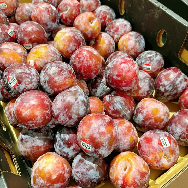 Pointed Yellow Heart Plums 1kg