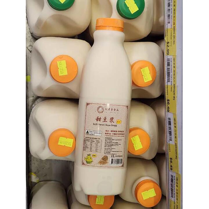 Old Liu's Freshly Ground Pure Soy Milk with Sugar 1L