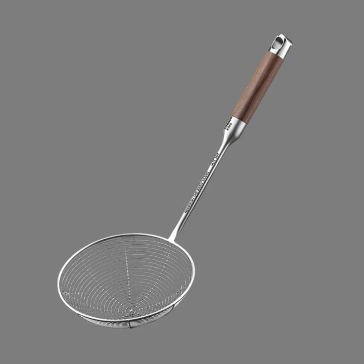 Cooker King 304 Pear Wood Strainer, Medium Size