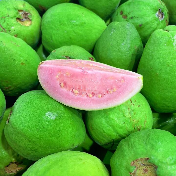 Red Guava - 1kg