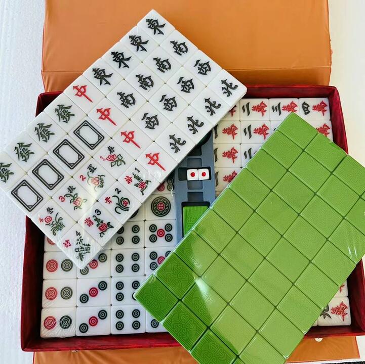 Mahjong Set - Green/Blue Random Color