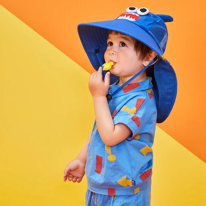 Lemonkid Children's Sun Hat - Ocean Blue Shark (Small) with Extra Wide Brim & Neck Flap, Whistle Included
