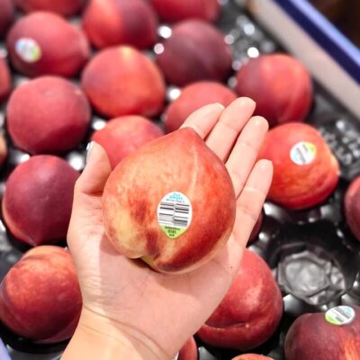 Cutri Fruit Zee Sweet White Peaches - Large, 4 Pieces
