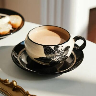 Modern SweetHome Retro Lily Cup and Saucer Set - Ink Black