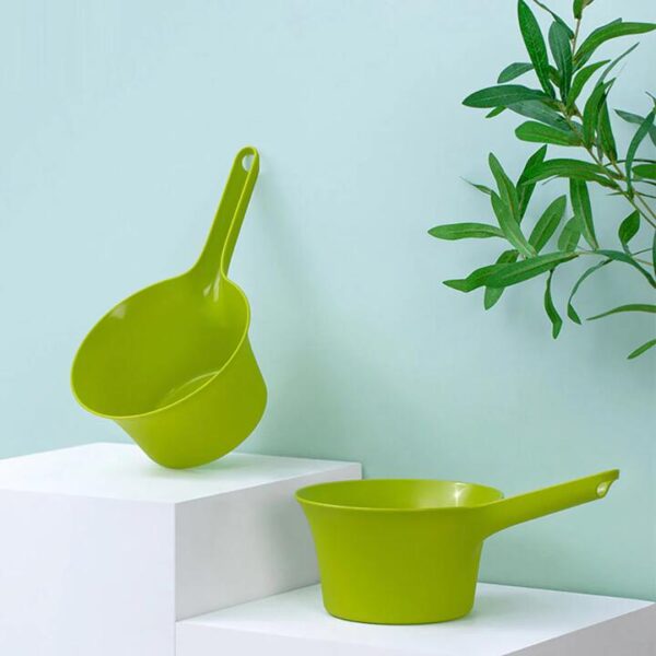 Chahua Universal Large Water Scoop - Random Green or Orange X2