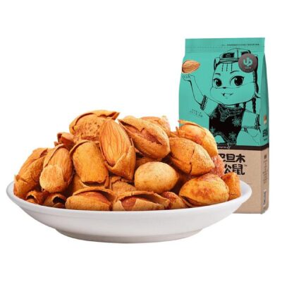 Three Squirrels Hand Peeled Almonds 160g