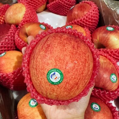 Chinese Fuji Apples - 2 Pieces