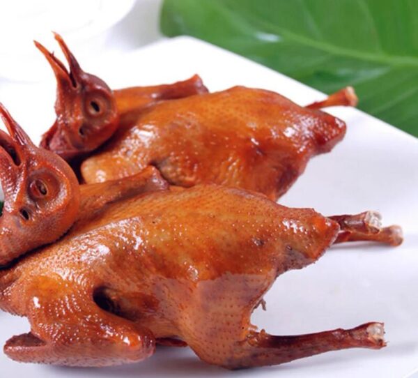 Wonderwander Frozen Five-Spice Smoked Wild Pigeon - 1 Piece