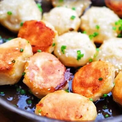 Annah's Bun Frozen Beef and Onion Pan-Fried Buns (Raw) - 8 Pieces