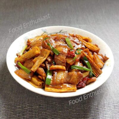 Ding's Private Kitchen Twice-Cooked Pork with Braised Tofu Skin - Fresh-Lock Box - 700ml