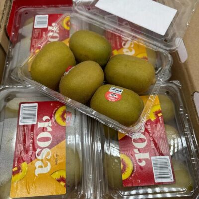 Rosa Red Kiwifruit - 1 Box of 5 Pieces