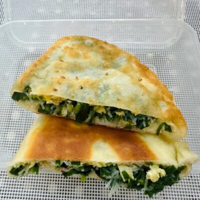 Jufengyuan Frozen Chive & Egg Stuffed Flatbread - 2 Pieces, 250g