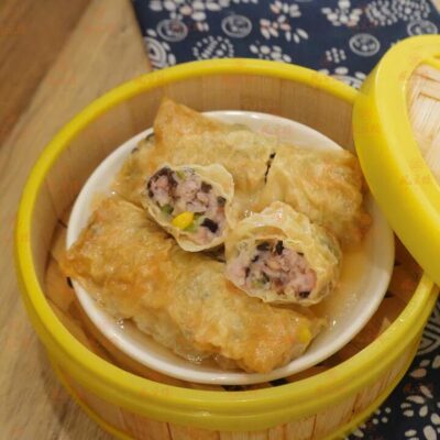 Fengcai Lou Frozen Oyster Sauce Bean Curd Rolls – 4 Pieces - Cantonese Fu Pei Guen Dim Sum