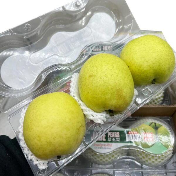 Fresh Cuiyu Asian Pears - 3 Pieces, 1 Pack