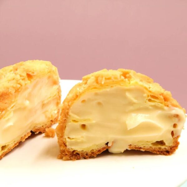 Crispy Vanilla Cream Puffs – 6 Pieces, 360g - Cream-Filled Choux Pastry