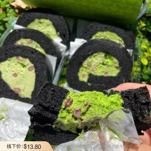 Fine Dessert Sydney Matcha & Red Bean Black Cocoa Roll Cake – 6 Pieces, 330g - Matcha Swiss Roll with Adzuki Beans